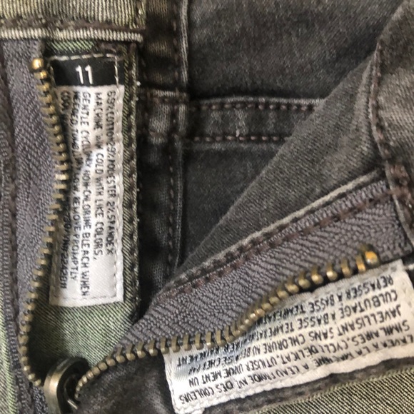 Reversible Camo/Gray pants - Picture 3 of 7